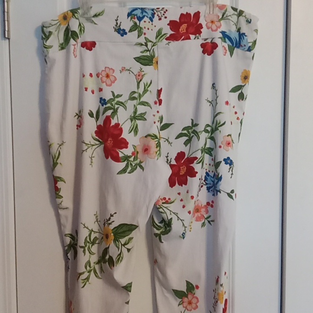Valerie Stevens Floral Women's Pants - Picture 5 of 7